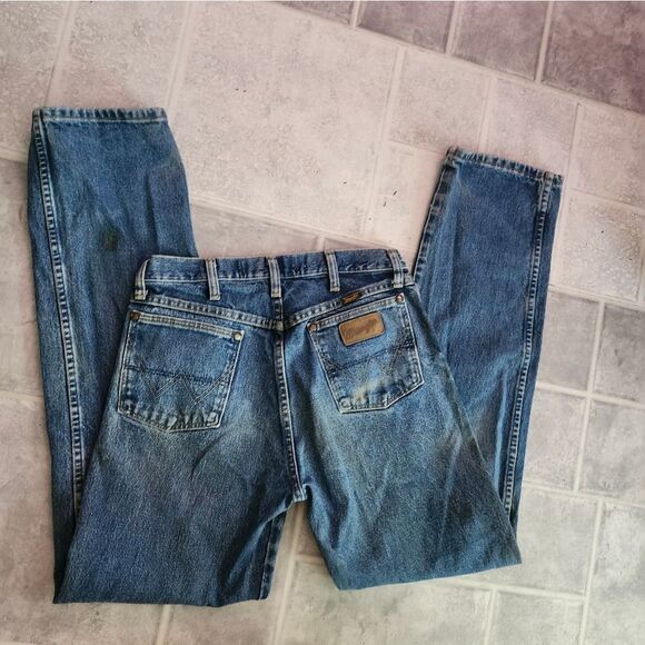 Vintage Distressed Wrangler Jeans 31 x 34 Worn Aged - Picture 1 of 8